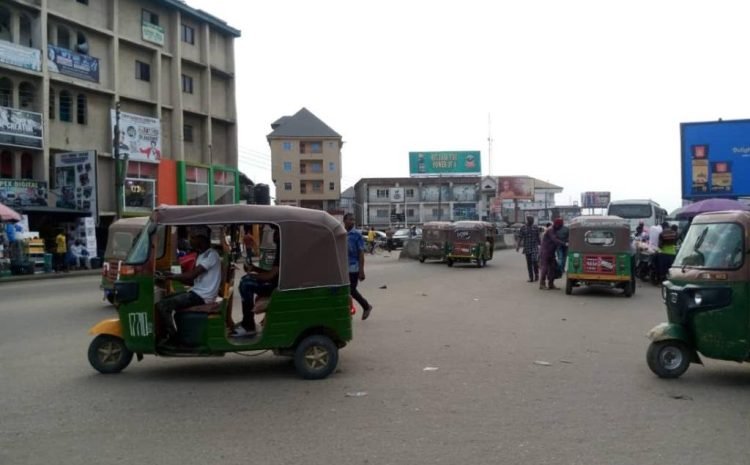 ALONG ASA ROAD BY JUBILEE JUNCTION FTF ABA MAIN PARK 9867 (7)