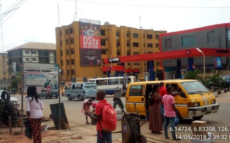 ALONG LIMCA ROAD BY VEGO F_STATION FTF NKPOR ROUNDABT. (7)