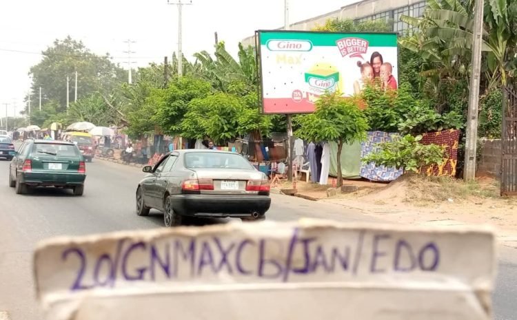 ALONG SAPELE ROAD By COCA-COLA PLANT FTF ADESUWA JUNCTION (11)