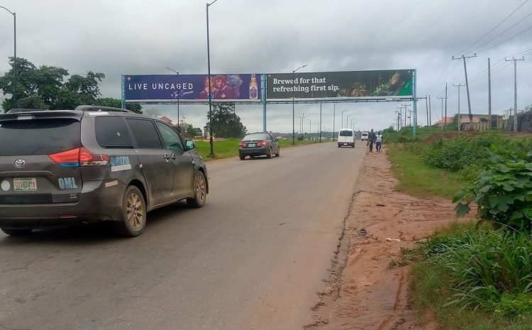 Along Asaba-Benin expressway by Asaba Intn'l Airport, Asaba FTF Onitsha (1)