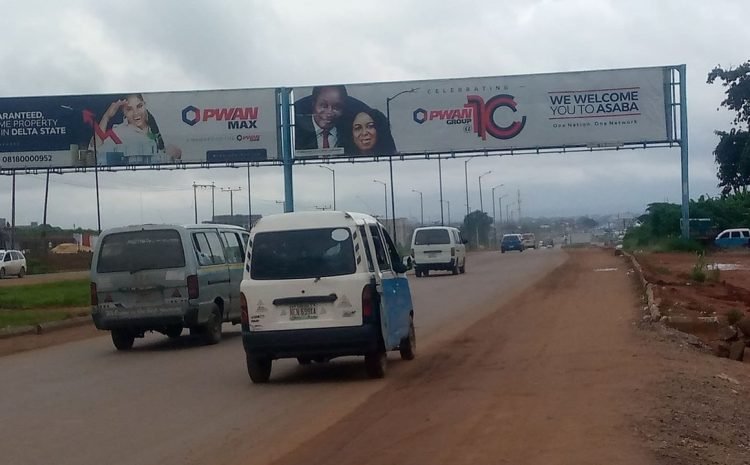 Along Asaba-Benin expresway by Asaba Intn'l Airport, Asaba FTF Benin (1)