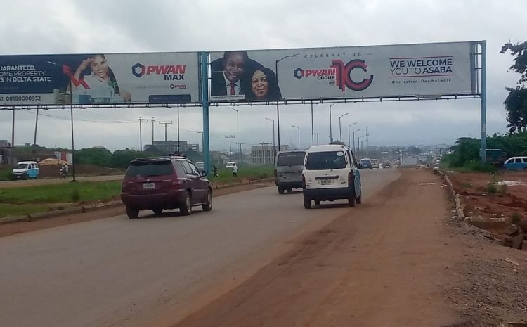 Along Asaba-Benin expresway by Asaba Intn'l Airport, Asaba FTF Benin (4)