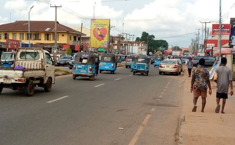 Along Nnebisi road by Oando Filling station, Asaba FTF FMC, Asaba (1)