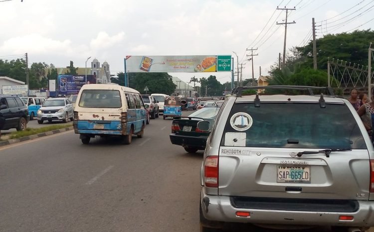 Along Nnebisi road by Regina Mundi School, Asaba FTF Ogbeogonogo Market, Asaba (2)