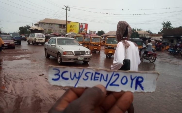 Along OdenigboOgurugu road by Barracks junction FTF Odenigbo (7)