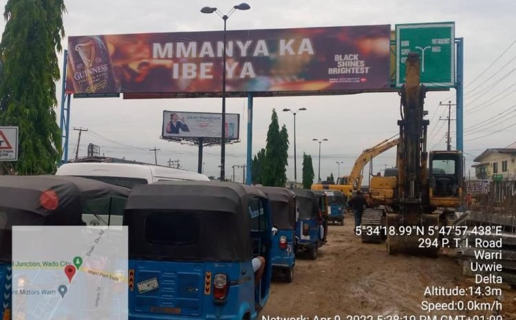 Along PTI Road by PTI fence FTF Effurun MktJakpa Junction (2)