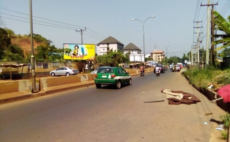 Along University Road by Water Works FTT University Gate 10 (2)