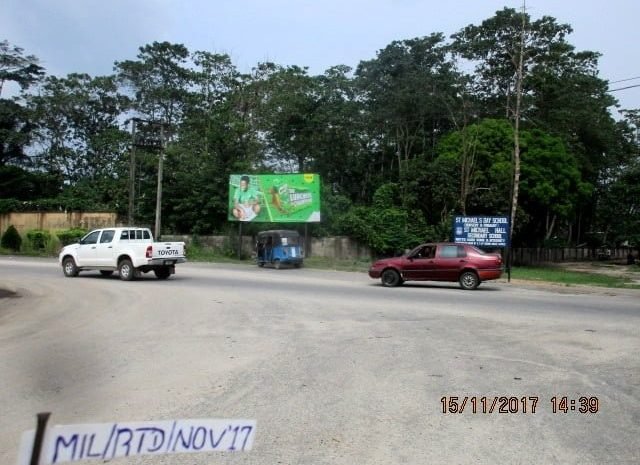 BY AT& P ROUNDABOUT FTF MAIN SAPELE ROAD TO AT& P OFFICE.