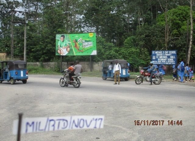 BY AT& P ROUNDABOUT FTF MAIN SAPELE ROAD TO AT& P OFFICE. (2)