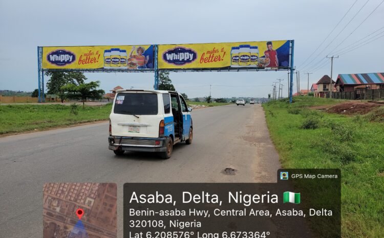 Along Benin expressway by Asaba Intn’l Airport Asaba, FTF Onistash.